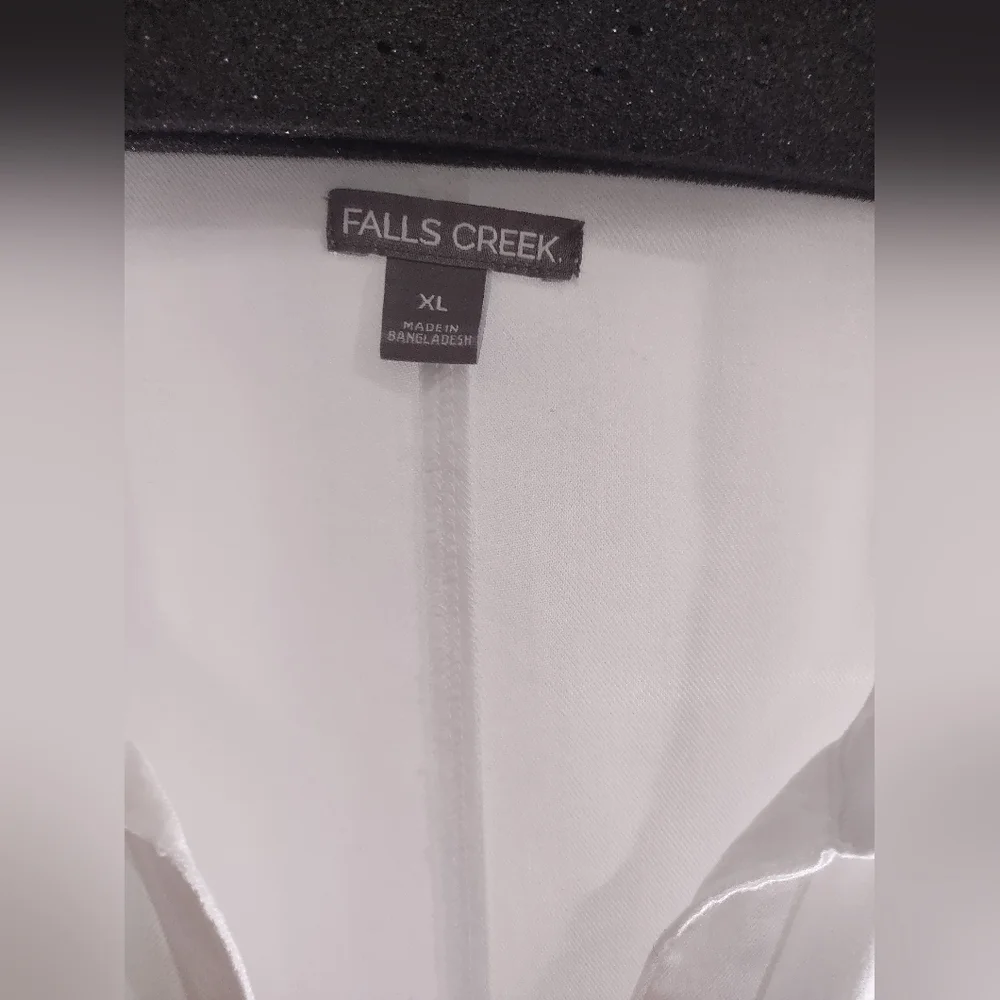 NWT Falls Creek Blouse - Picture 4 of 7